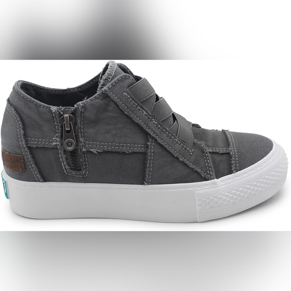 Blowfish Malibu Women's Mamba Sneaker - Picture 1 of 4